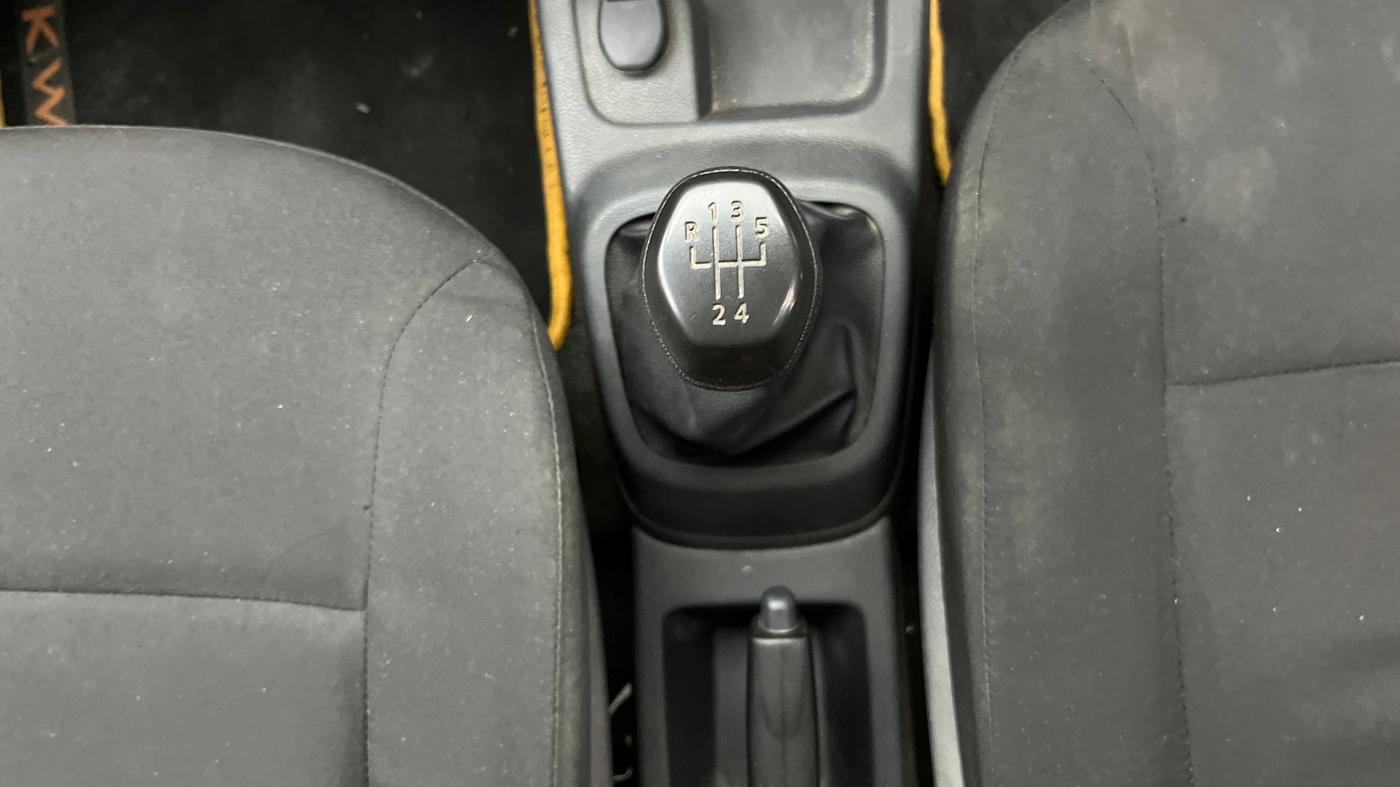 2016 Renault Kwid RXT 0.8, Petrol, Manual, 43,280 km, Gear Lever