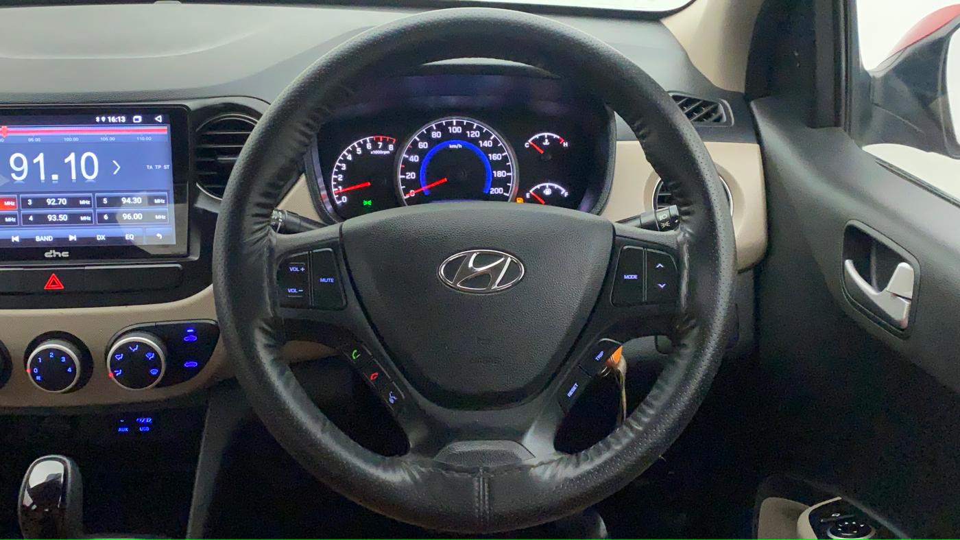 2018 Hyundai Grand i10 SPORTZ AT 1.2 KAPPA VTVT, Petrol, Automatic, 27,828 km, Steering Wheel Close Up