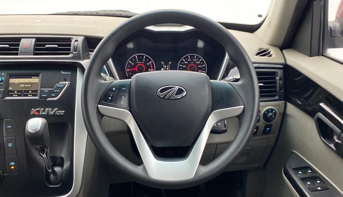2016 Mahindra Kuv100 K8 D 6 STR, Diesel, Manual, 38,867 km, Steering Wheel Close Up