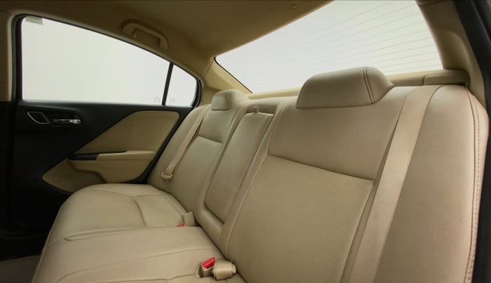 2018 Honda City V MT PETROL, Petrol, Manual, 23,771 km, Right Side Rear Door Cabin