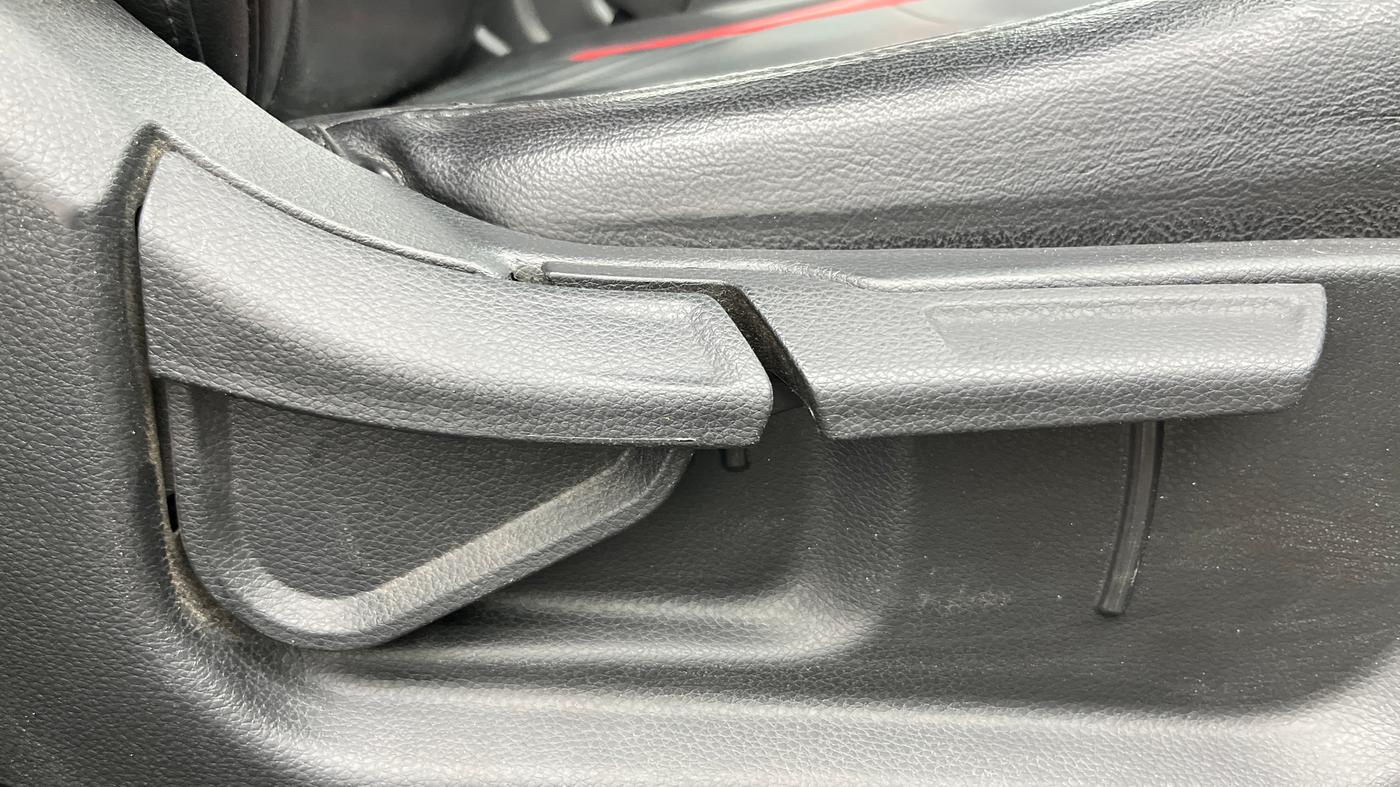 2020 KIA SELTOS HTK 1.5 PETROL, Petrol, Manual, 40,162 km, Driver Side Adjustment Panel