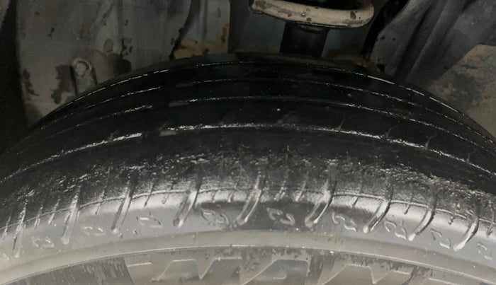 2021 Renault Kiger RXL 1.0 TURBO MT DUAL TONE, Petrol, Manual, 36,916 km, Left Front Tyre Tread