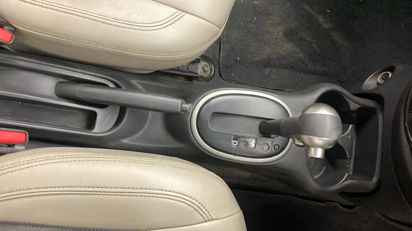 2019 Nissan Micra XV CVT, Petrol, Automatic, 58,396 km, Gear Lever