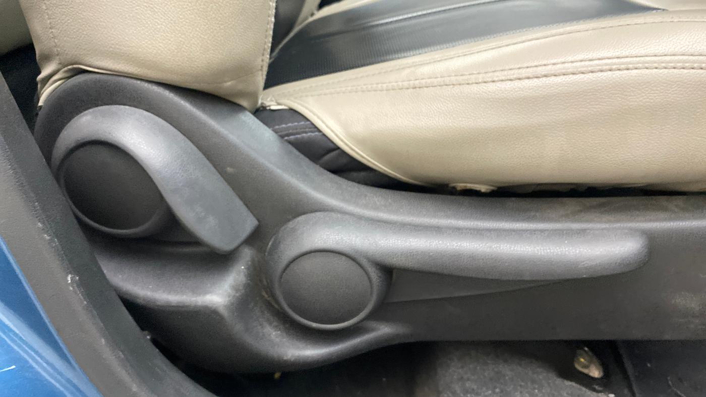 2019 Nissan Micra XV CVT, Petrol, Automatic, 58,396 km, Driver Side Adjustment Panel