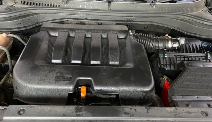 2022 Mahindra XUV700 AX 7 LUXURY P AT 7 STR, Petrol, Automatic, 89,205 km, Engine View