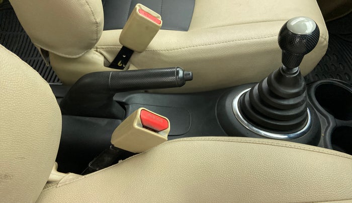 2014 Honda Brio S MT, Petrol, Manual, 69,254 km, Gear Lever