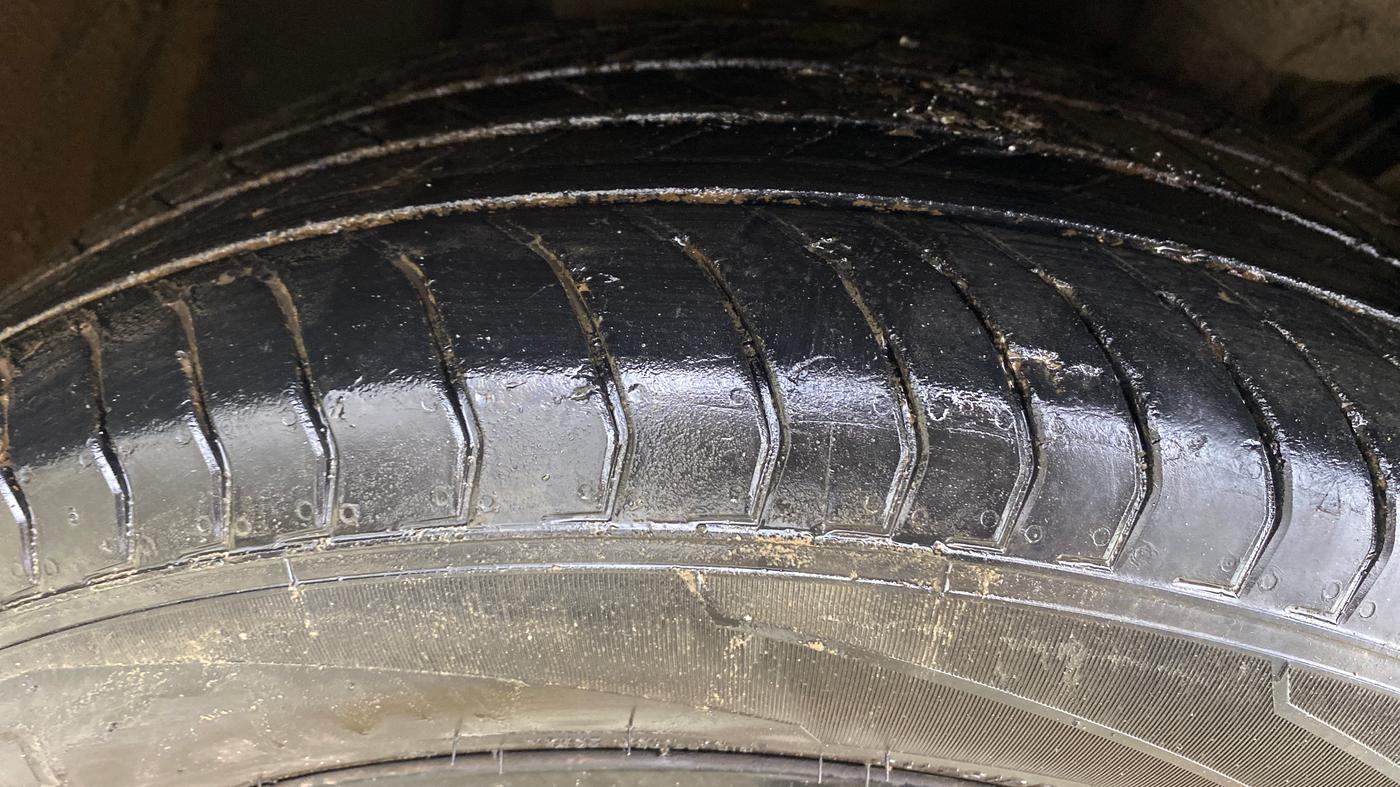 2024 Volkswagen TAIGUN  GT PLUS 1.5 TSI MT, Petrol, Manual, 22,982 km, Left Front Tyre Tread