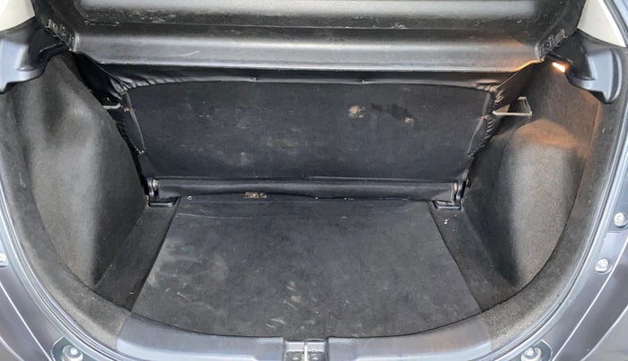 2017 Honda WR-V 1.2L I-VTEC S MT, Petrol, Manual, 48,525 km, Boot Inside