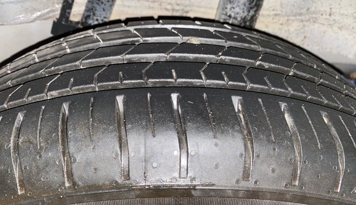 2017 Honda WR-V 1.2L I-VTEC S MT, Petrol, Manual, 48,525 km, Left Rear Tyre Tread