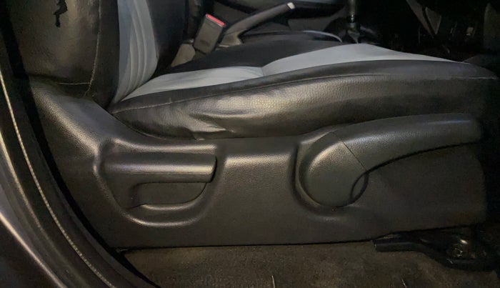 2017 Honda WR-V 1.2L I-VTEC S MT, Petrol, Manual, 48,525 km, Driver Side Adjustment Panel