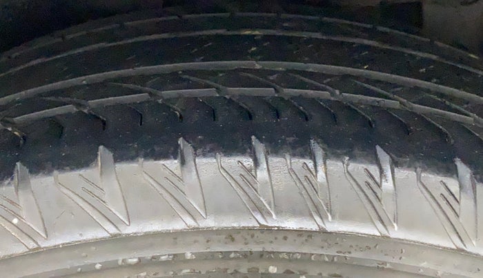 2021 Tata Safari XT PLUS, Diesel, Manual, 43,399 km, Right Rear Tyre Tread