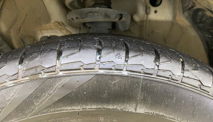 2022 Hyundai Creta SX 1.5 PETROL, Petrol, Manual, 17,357 km, Left Front Tyre Tread