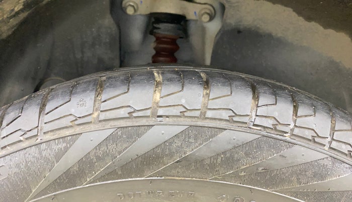 2022 Hyundai Creta SX 1.5 PETROL, Petrol, Manual, 17,357 km, Right Rear Tyre Tread