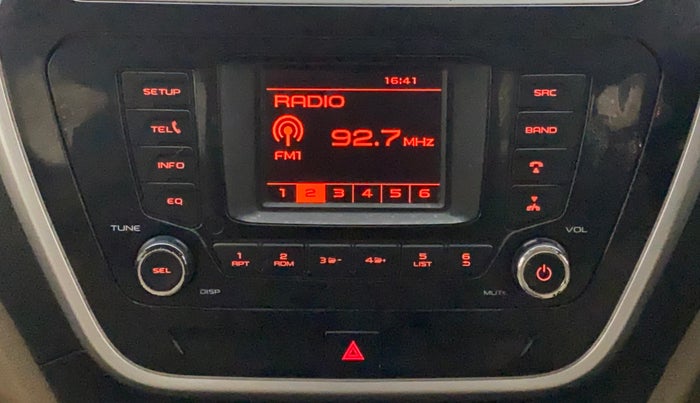 2016 Mahindra TUV300 T8, Diesel, Manual, 98,798 km, Infotainment System