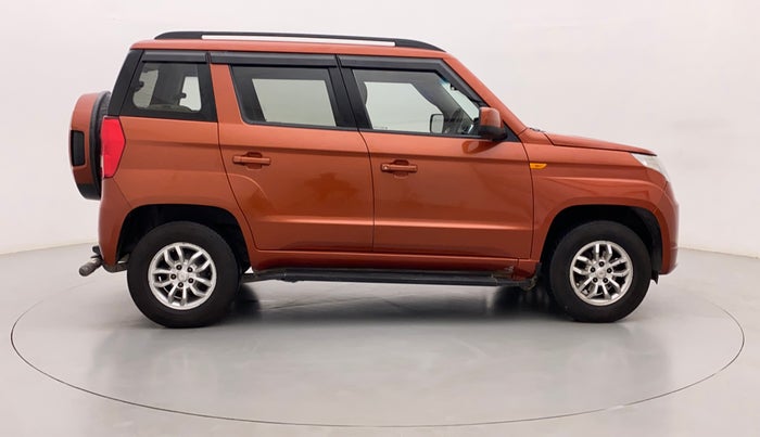 2016 Mahindra TUV300 T8, Diesel, Manual, 98,798 km, Right Side View