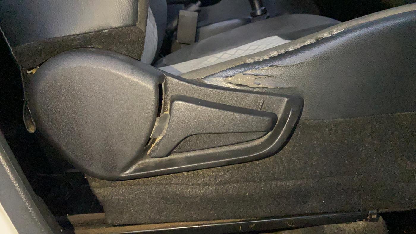 2023 Maruti Alto K10 VXI PLUS, Petrol, Manual, 64,354 km, Driver Side Adjustment Panel