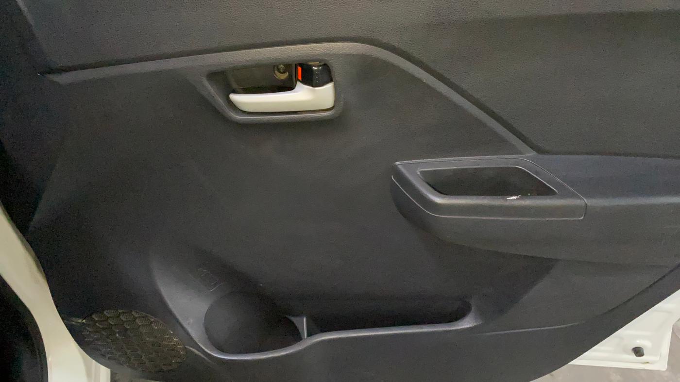 2023 Maruti Alto K10 VXI PLUS, Petrol, Manual, 64,354 km, Driver Side Door Panels Control