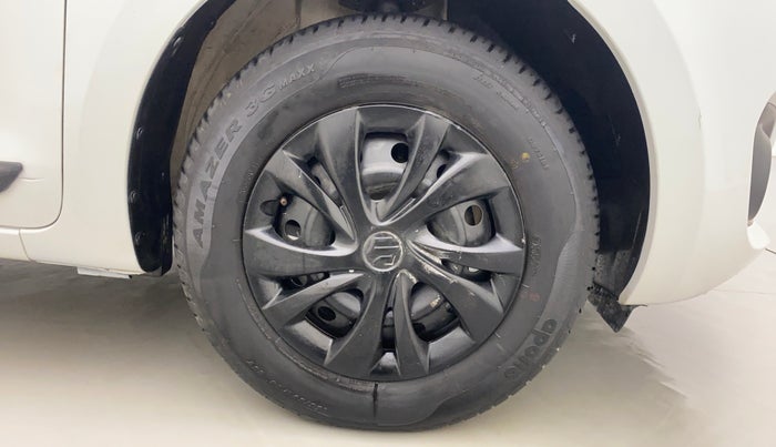 2020 Maruti Swift LXI, Petrol, Manual, 10,679 km, Right Front Wheel