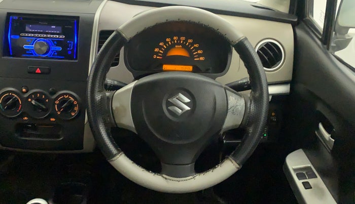 2013 Maruti Wagon R 1.0 LXI CNG, CNG, Manual, 75,562 km, Steering Wheel Close Up