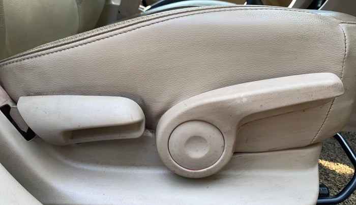 2019 Maruti Ciaz ALPHA 1.5 SHVS PETROL, Petrol, Manual, 96,651 km, Driver Side Adjustment Panel