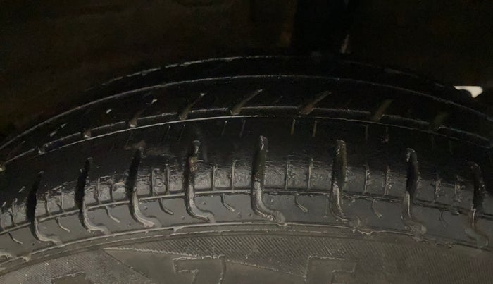 2019 Renault Kwid RXL, Petrol, Manual, 47,505 km, Left Rear Tyre Tread