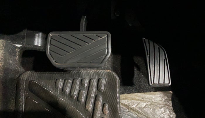 2024 Maruti BREZZA VXI AT SMART HYBRID, Petrol, Automatic, 5,003 km, Pedals