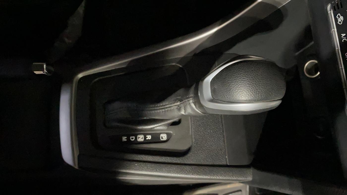 2024 Maruti BREZZA VXI AT SMART HYBRID, Petrol, Automatic, 5,003 km, Gear Lever