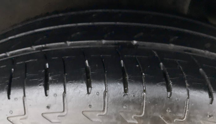 2017 Maruti IGNIS DELTA 1.2, Petrol, Manual, 26,530 km, Left Rear Tyre Tread