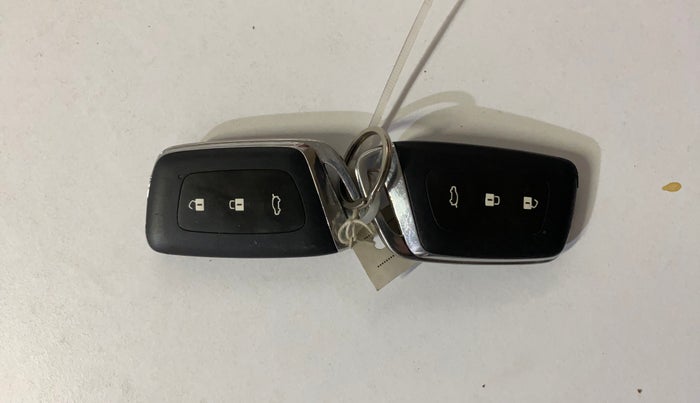 2020 MG HECTOR SHARP 1.5 DCT PETROL, Petrol, Automatic, 24,542 km, Key Close Up