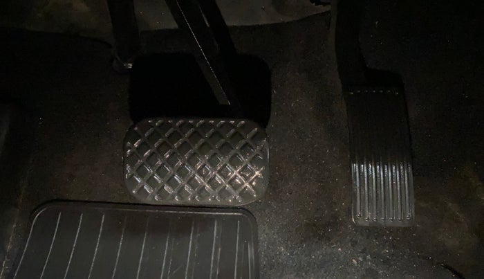 2020 MG HECTOR SHARP 1.5 DCT PETROL, Petrol, Automatic, 24,542 km, Pedals