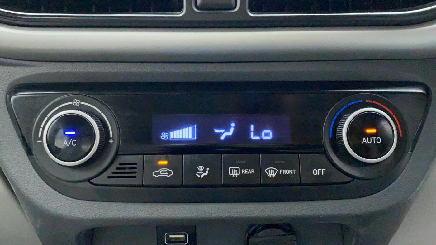 2021 Hyundai GRAND I10 NIOS SPORTZ CNG MT, CNG, Manual, 29,063 km, Automatic Climate Control