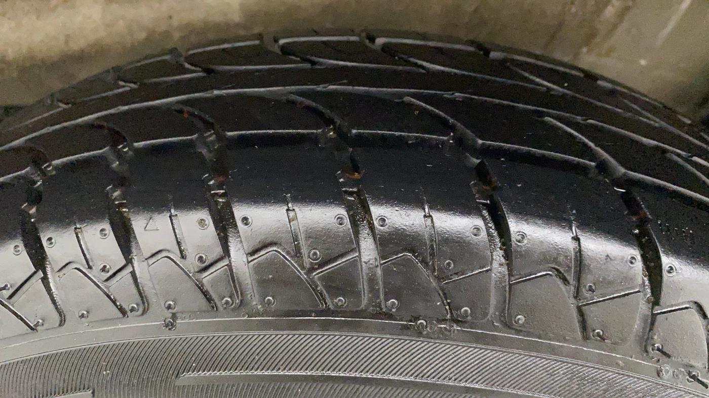 2012 Maruti Wagon R 1.0 LXI, Petrol, Manual, 41,218 km, Left Rear Tyre Tread