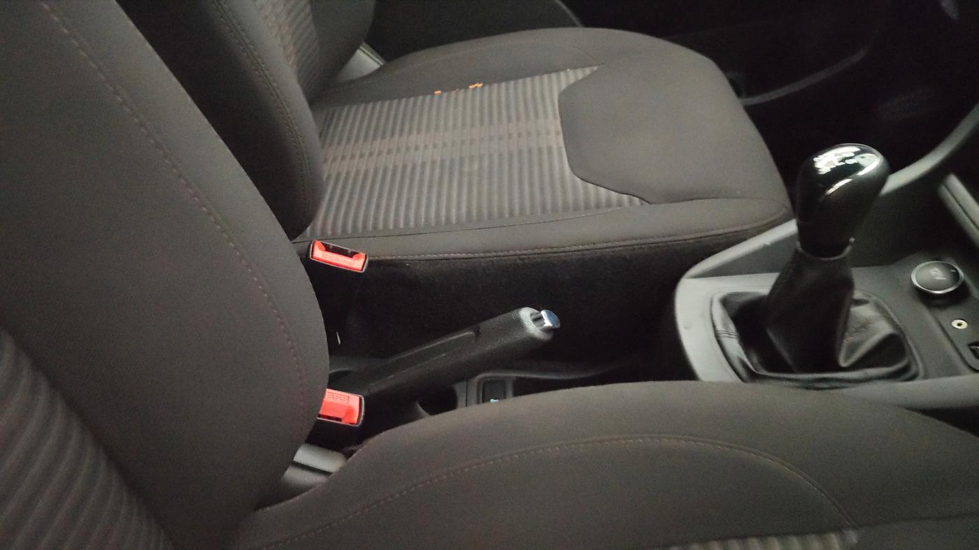 2021 Ford FREESTYLE TITANIUM PLUS 1.2 PETROL, Petrol, Manual, 24,777 km, Gear Lever