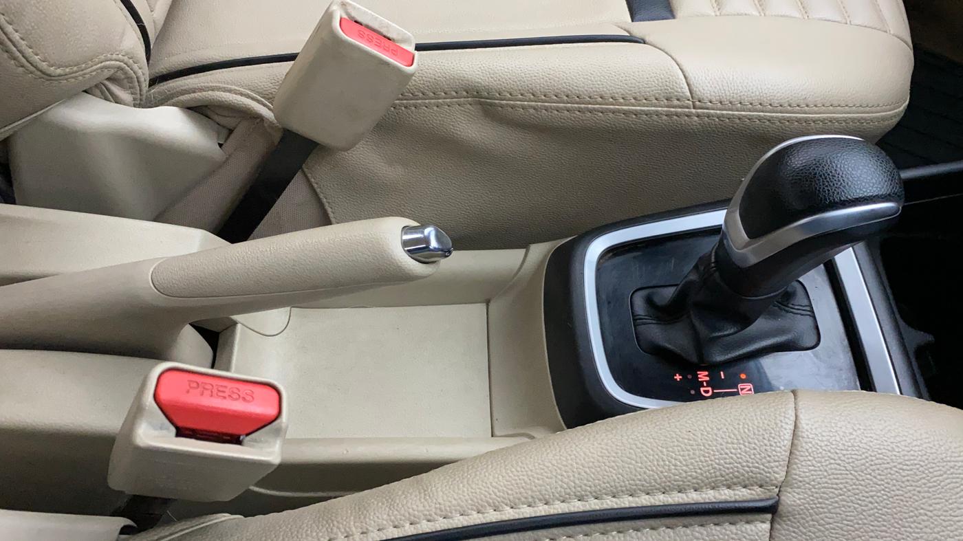 2019 Maruti Dzire ZXI PLUS AMT, Petrol, Automatic, 51,801 km, Gear Lever
