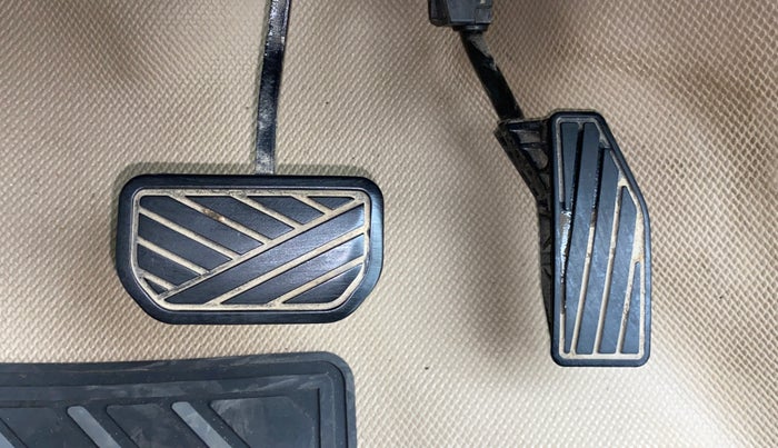2019 Maruti Dzire ZXI PLUS AMT, Petrol, Automatic, 51,801 km, Pedals