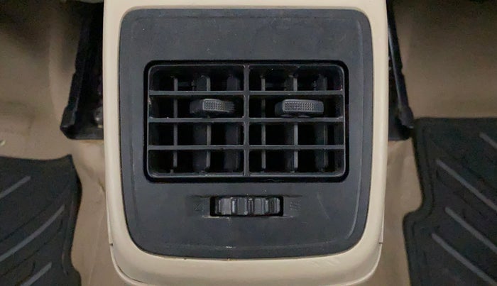 2019 Maruti Dzire ZXI PLUS AMT, Petrol, Automatic, 51,801 km, Rear AC Vents