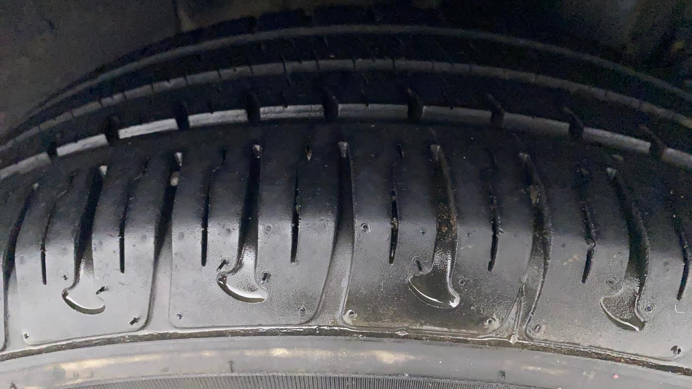 2019 Hyundai Grand i10 SPORTZ 1.2 KAPPA VTVT, Petrol, Manual, 16,561 km, Left Rear Tyre Tread