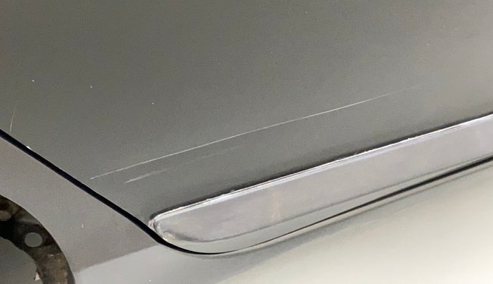 2015 Honda City 1.5L I-VTEC V MT, Petrol, Manual, 92,210 km, Right rear door - Minor scratches