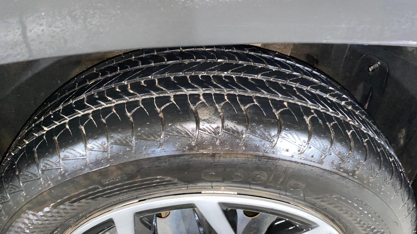 2024 Maruti Grand Vitara DELTA SMART HYBRID AT, Petrol, Automatic, 18,517 km, Left Rear Tyre Tread