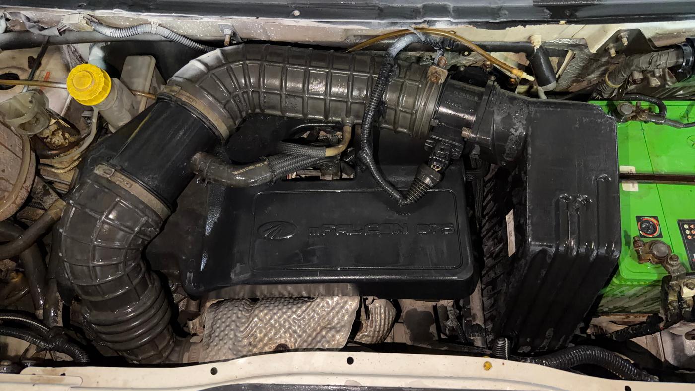 2016 Mahindra Kuv100 K6 D 6 STR, Diesel, Manual, 68,044 km, Engine View