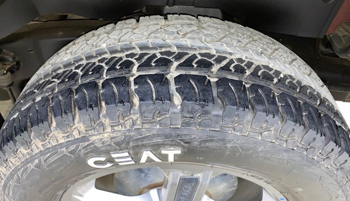 2022 Mahindra Thar LX D AT 4WD HT, Diesel, Automatic, 23,863 km, Left Rear Tyre Tread