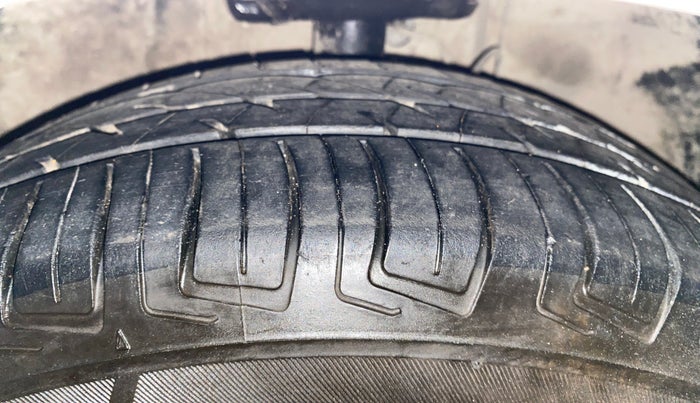 2023 Tata Tiago XT CNG, CNG, Manual, 47,543 km, Right Front Tyre Tread