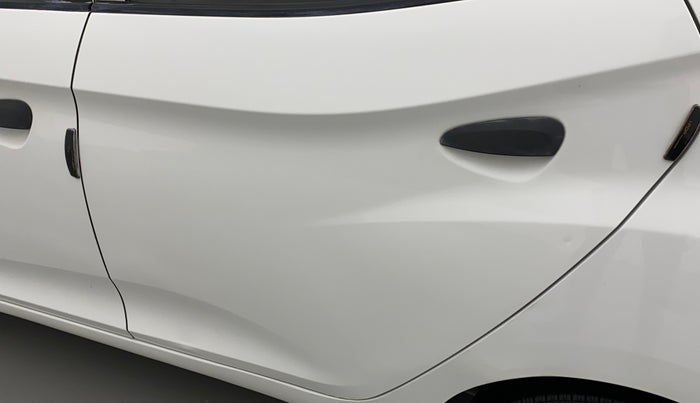2017 Hyundai Eon ERA +, Petrol, Manual, 66,838 km, Rear left door - Slightly dented