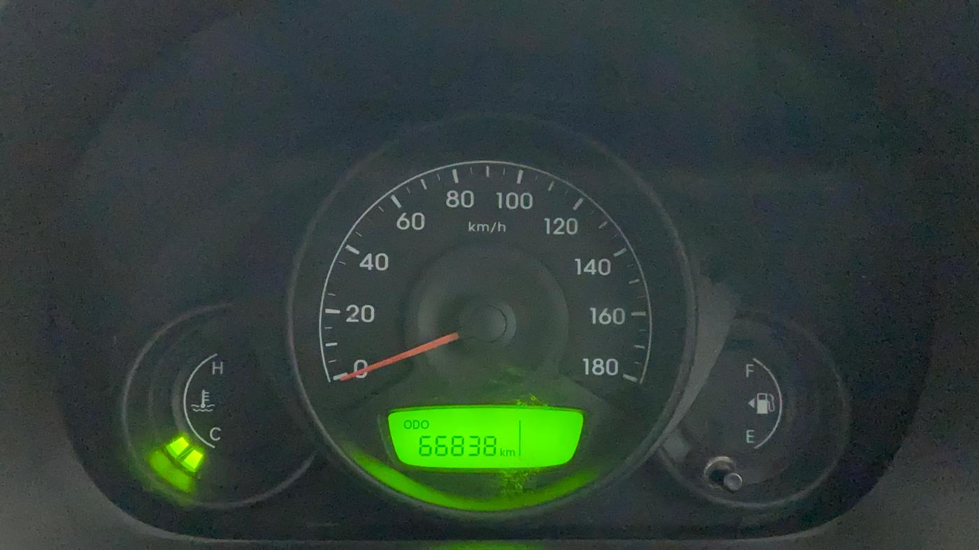 2017 Hyundai Eon ERA +, Petrol, Manual, 66,838 km, Odometer Image