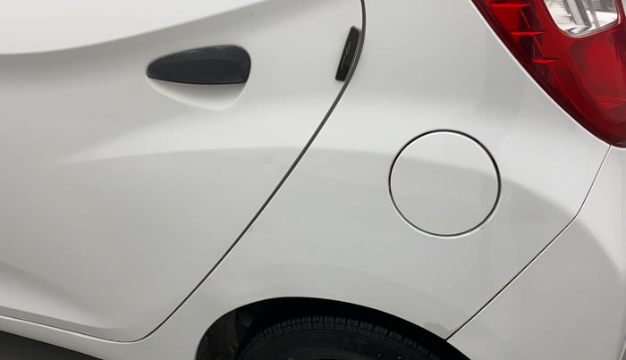 2017 Hyundai Eon ERA +, Petrol, Manual, 66,838 km, Left quarter panel - Minor scratches
