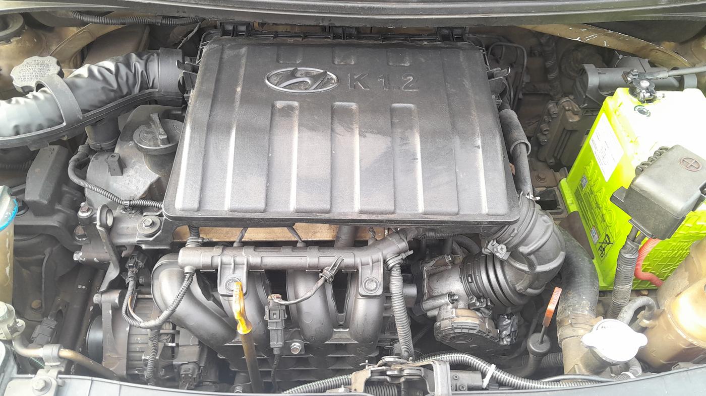 2014 Hyundai Xcent SX AT 1.2 (O), Petrol, Automatic, 78,893 km, Engine View