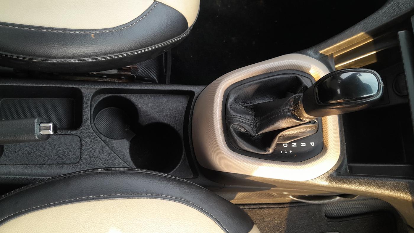 2014 Hyundai Xcent SX AT 1.2 (O), Petrol, Automatic, 78,893 km, Gear Lever