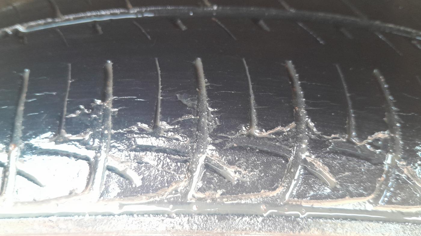 2014 Hyundai Xcent SX AT 1.2 (O), Petrol, Automatic, 78,893 km, Left Rear Tyre Tread
