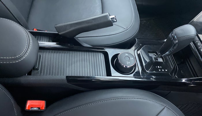 2021 Tata NEXON XZA+(O) DARK EDITION 1.2 RTN, Petrol, Automatic, 4,589 km, Gear Lever