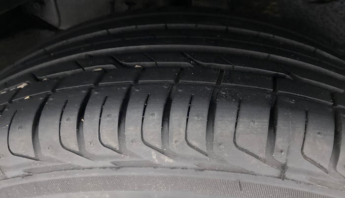 2021 Tata NEXON XZA+(O) DARK EDITION 1.2 RTN, Petrol, Automatic, 4,589 km, Right Rear Tyre Tread